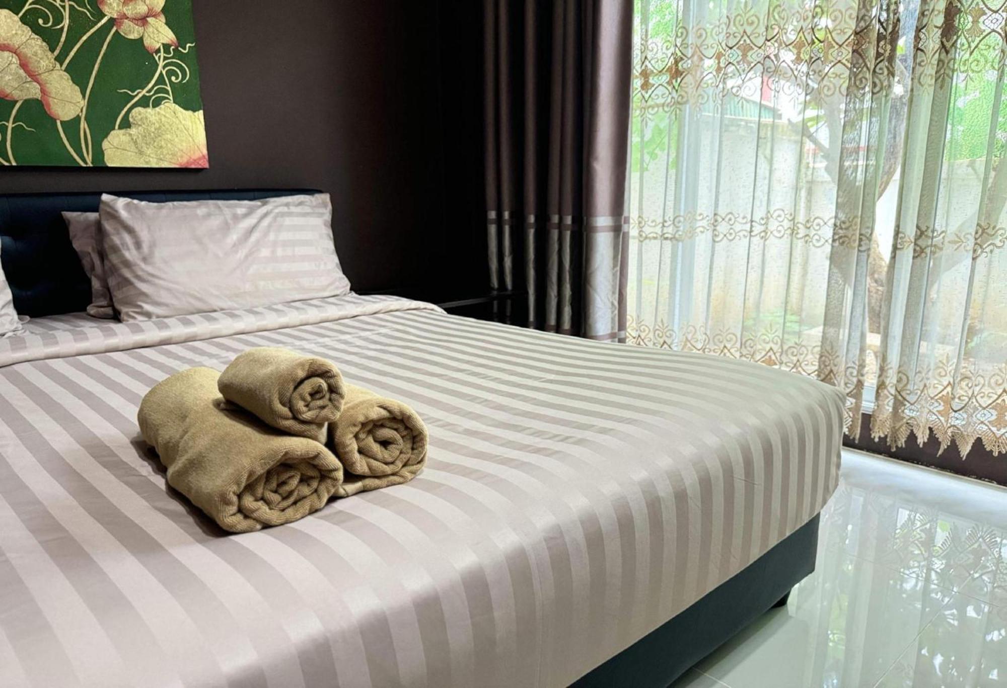 Hotel Collection O Bupamontra Chiangmai Chiang Mai Esterno foto