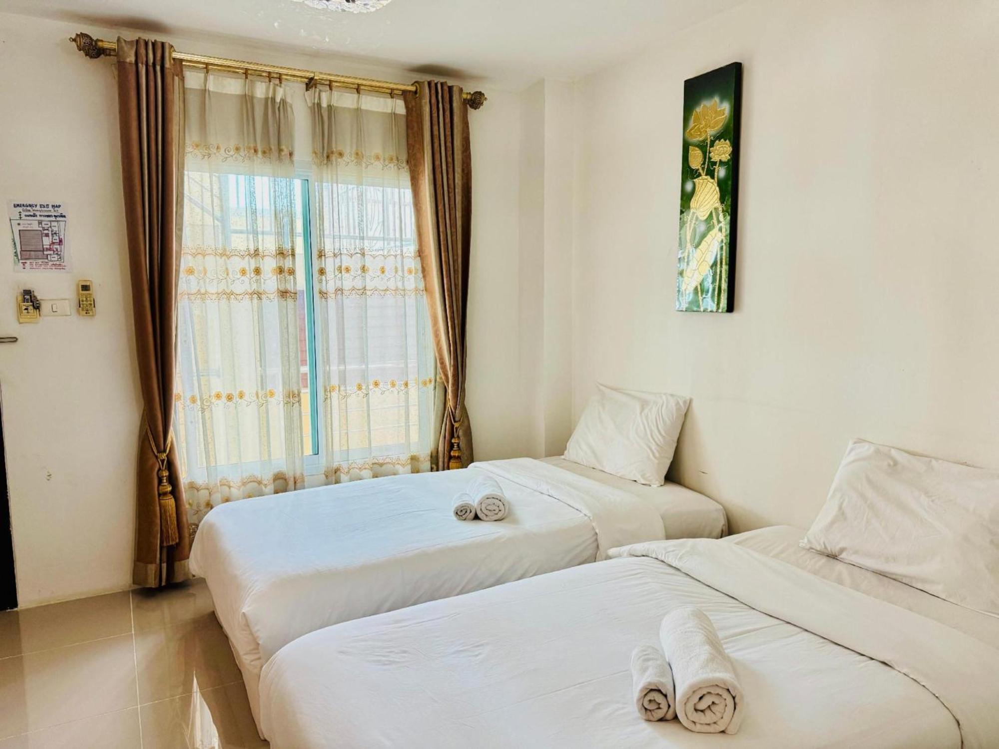 Hotel Collection O Bupamontra Chiangmai Chiang Mai Esterno foto