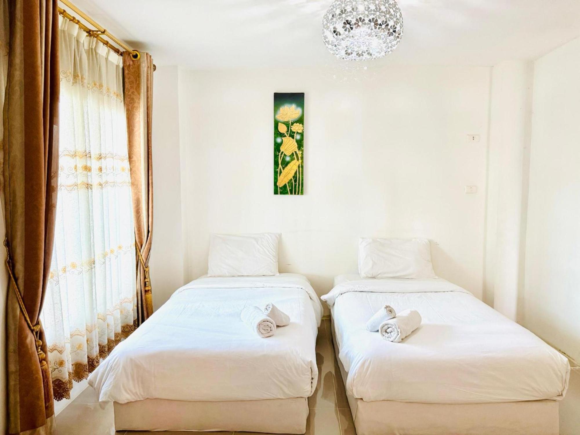 Hotel Collection O Bupamontra Chiangmai Chiang Mai Esterno foto