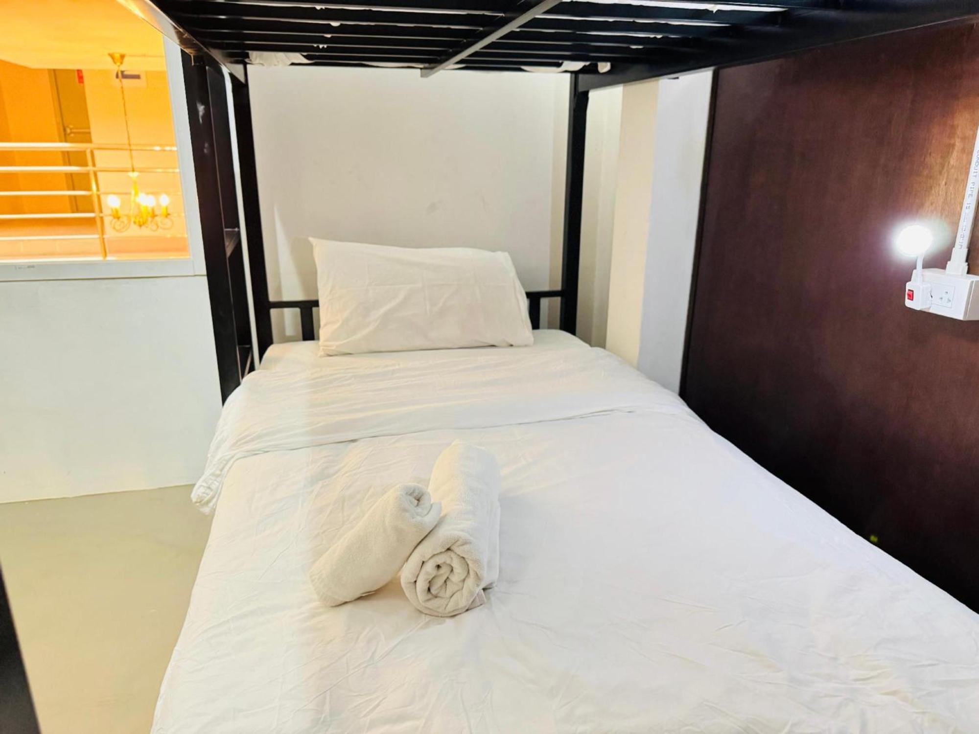 Hotel Collection O Bupamontra Chiangmai Chiang Mai Esterno foto