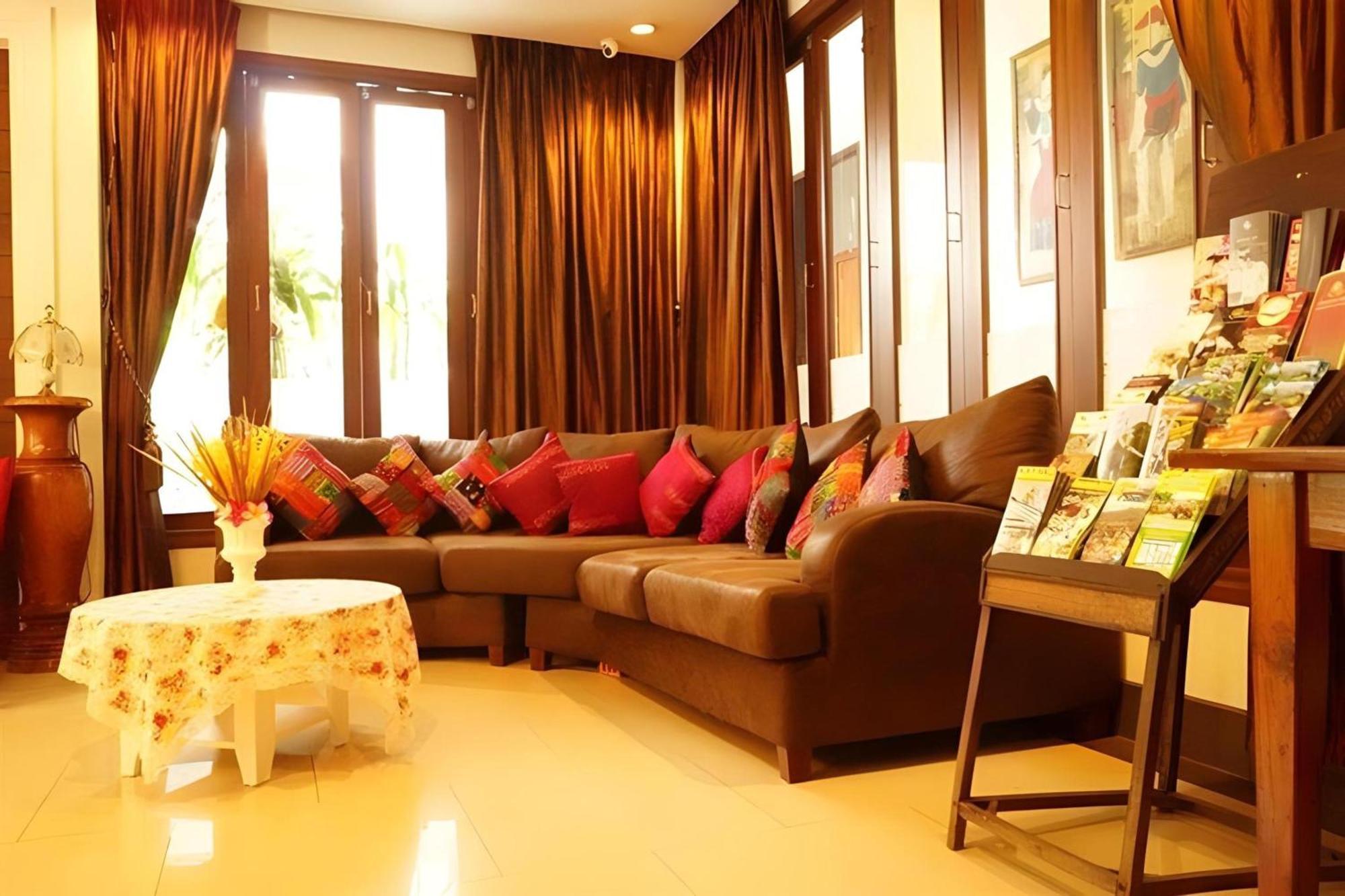 Hotel Collection O Bupamontra Chiangmai Chiang Mai Esterno foto